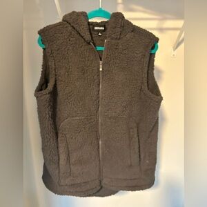 Zenana Outfitters Gray Hooded Vest